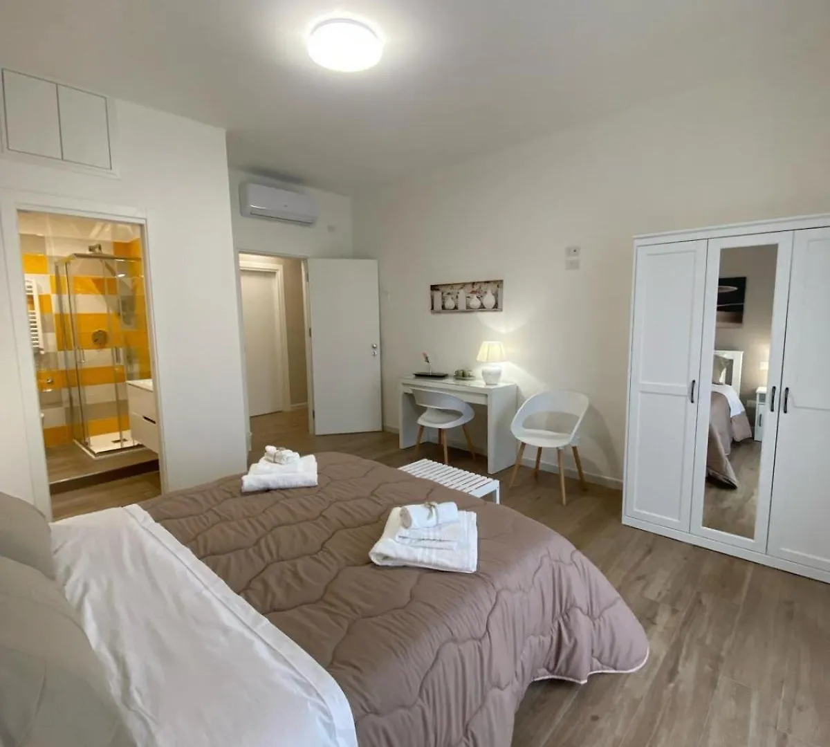 B&B Campus Suites Bari 0*,