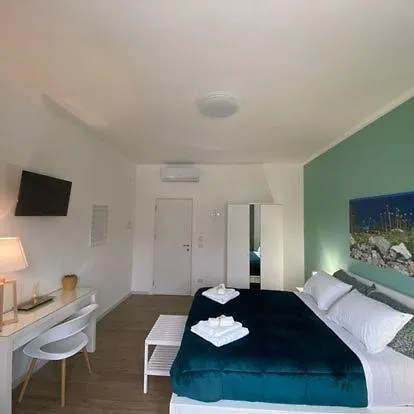 B&B Campus Suites Bari 0*,  Itálie